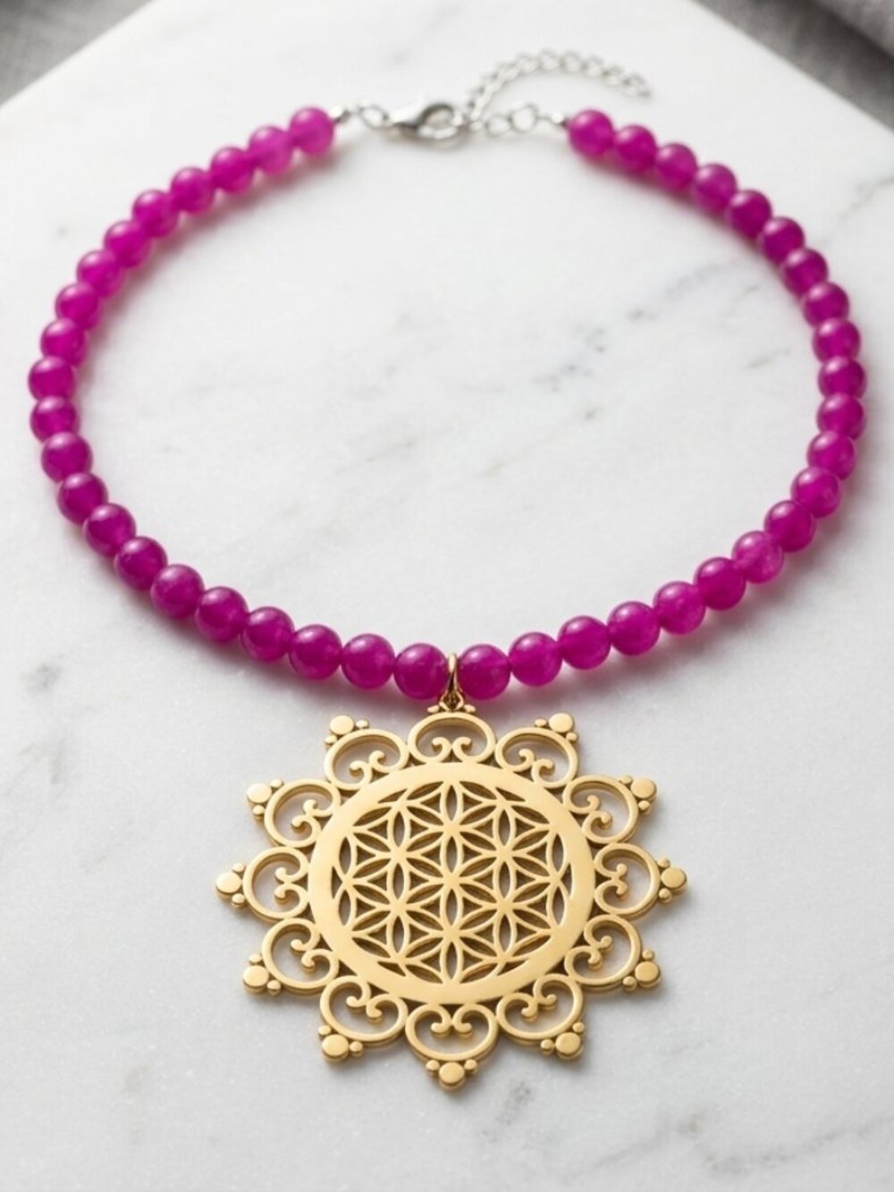 Necklace choker  and pendant  mandala
